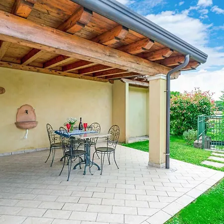 Ferienhaus Piscina Panoramica - La Casa Volante *